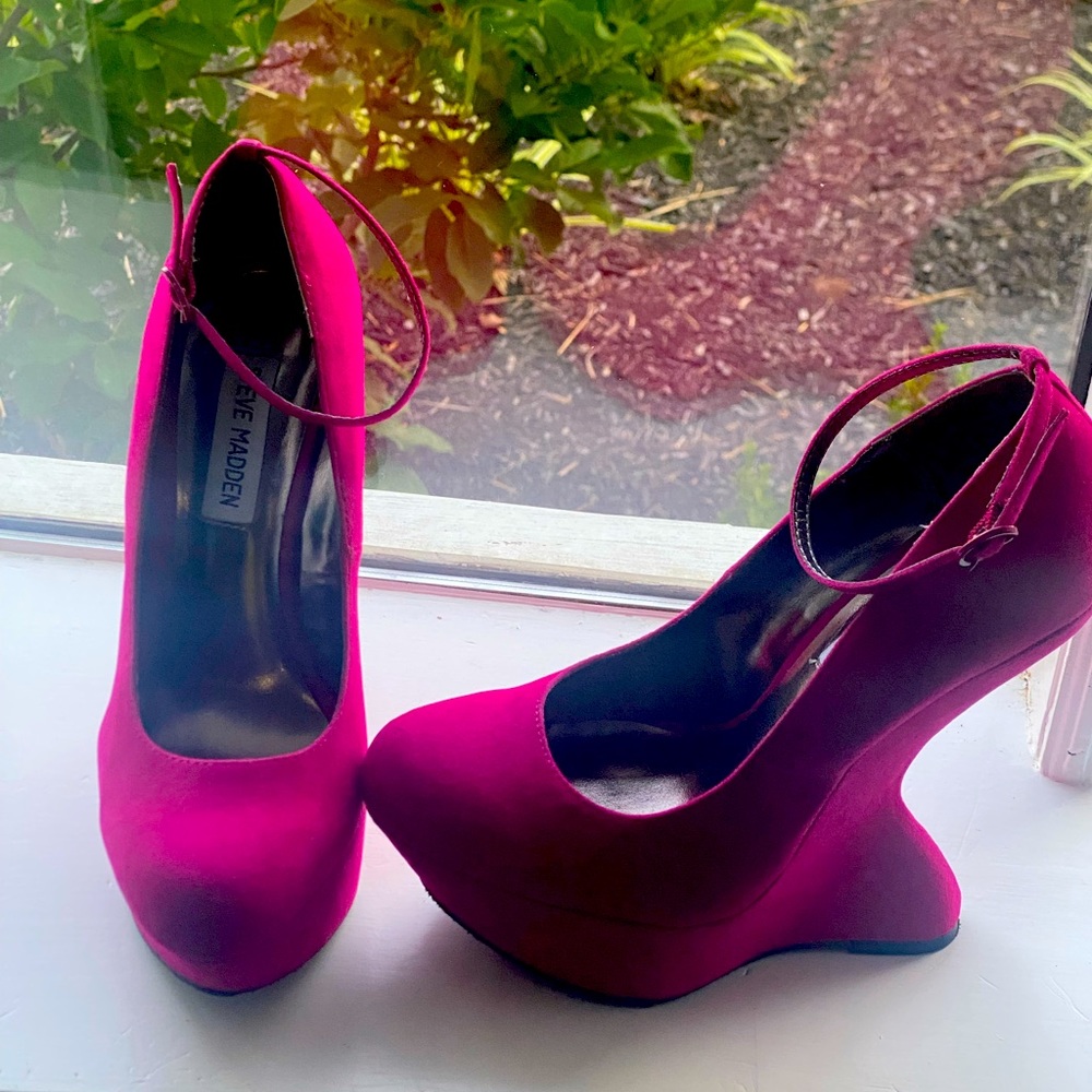 Steve Madden Pink Wedges